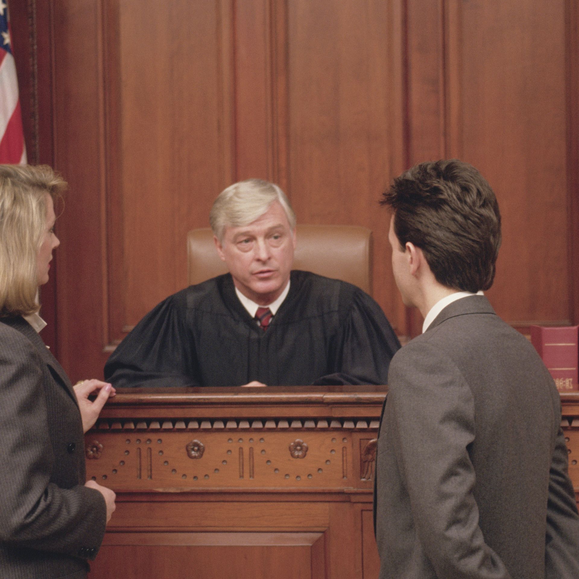 KRS może nałożyć grzywnę na wspólników i zarząd w spółce z o.o.?